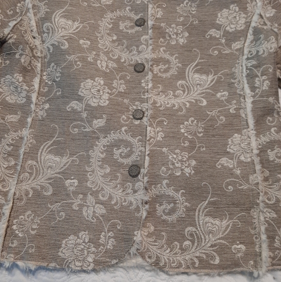 Chico's Women's Jacket Brocade Fuax Fur Fringe - Picture 15 of 15